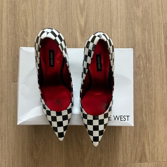 NINE WEST Fresh Pointy Toe Pumps - Picture 4 of 5